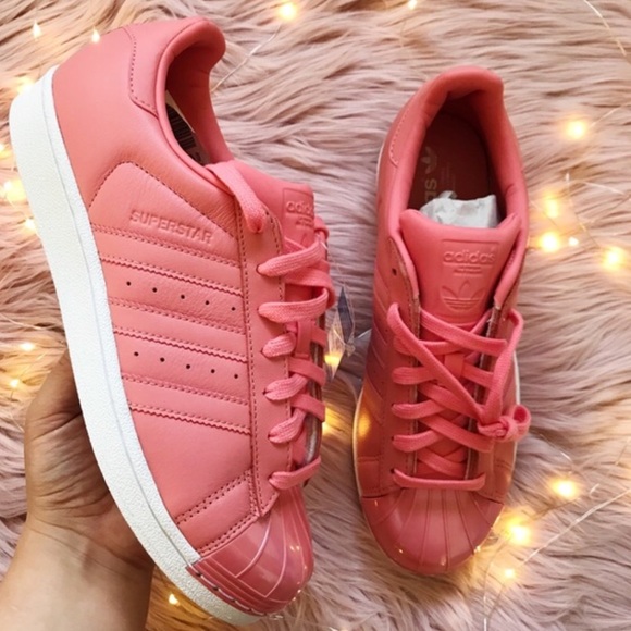 Adidas original sneaker size 9.5 - Picture 2 of 4